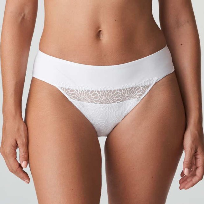 eservices_primadonna-lingerie-thong-sophora-0663181-white-0_3531957